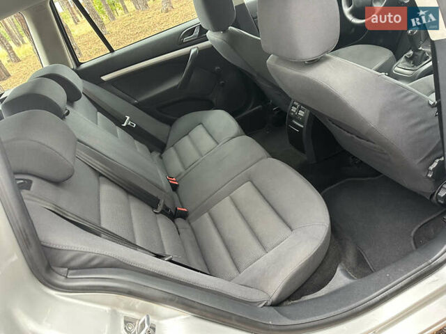 Шкода Октавия 2006 в Киеве на Automoto.ua Серый Шкода Октавия, объемом двигателя 1.6 л и пробегом 249 тыс. км за 6350 $, фото 30 на Automoto.ua