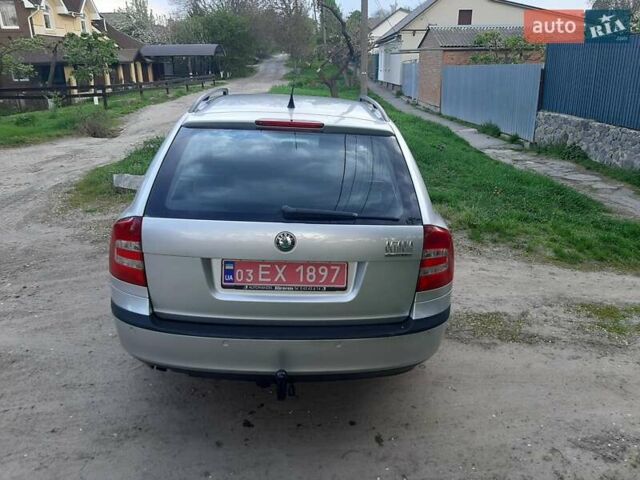 Серый Шкода Октавия, объемом двигателя 1.6 л и пробегом 220 тыс. км за 6400 $, фото 18 на Automoto.ua
