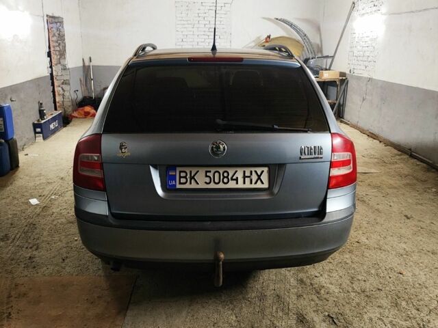 Шкода Октавія 2006 у Корце на Automoto.ua Сірий Шкода Октавія, об'ємом двигуна 1.6 л та пробігом 290 тис. км за 5000 $, фото 7 на Automoto.ua