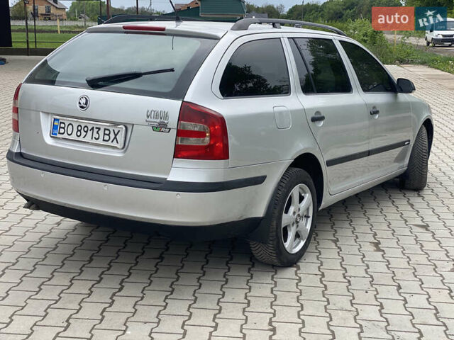 Серый Шкода Октавия, объемом двигателя 1.9 л и пробегом 392 тыс. км за 5000 $, фото 2 на Automoto.ua