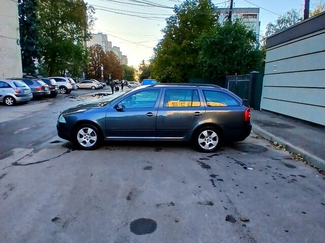 Шкода Октавия 2006 в Виннице на Automoto.ua Серый Шкода Октавия, объемом двигателя 2 л и пробегом 296 тыс. км за 5900 $, фото 1 на Automoto.ua
