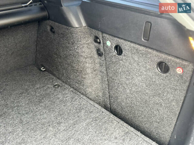 Серый Шкода Октавия, объемом двигателя 1.6 л и пробегом 185 тыс. км за 5750 $, фото 31 на Automoto.ua