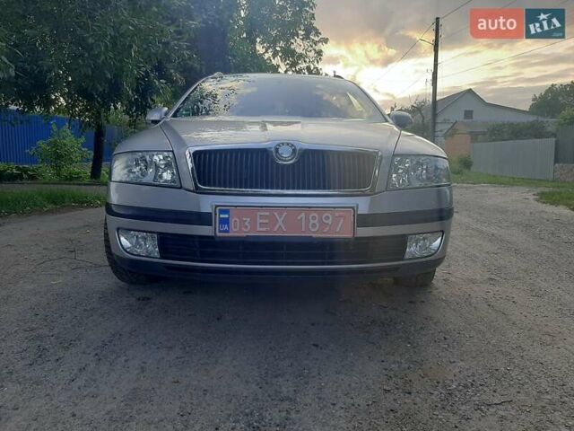 Серый Шкода Октавия, объемом двигателя 1.6 л и пробегом 220 тыс. км за 6200 $, фото 49 на Automoto.ua