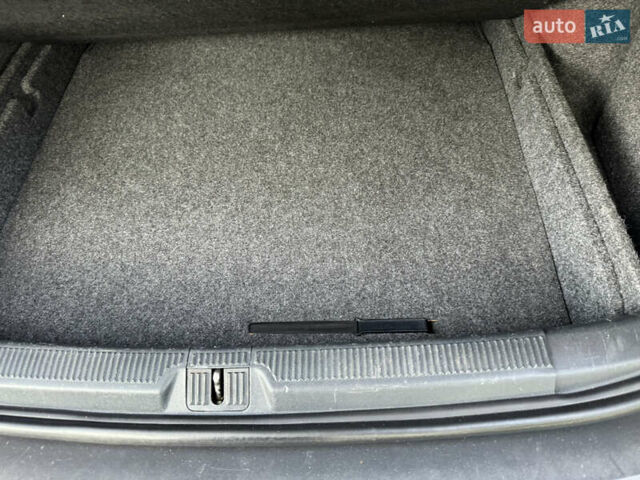 Серый Шкода Октавия, объемом двигателя 1.6 л и пробегом 190 тыс. км за 6250 $, фото 33 на Automoto.ua