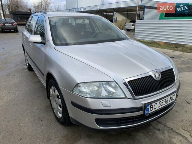Серый Шкода Октавия, объемом двигателя 1.6 л и пробегом 260 тыс. км за 4100 $, фото 9 на Automoto.ua