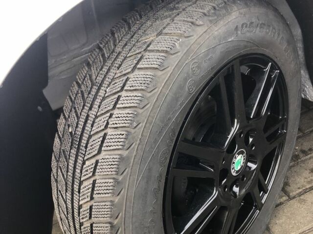 Серый Шкода Октавия, объемом двигателя 1.6 л и пробегом 306 тыс. км за 4599 $, фото 1 на Automoto.ua