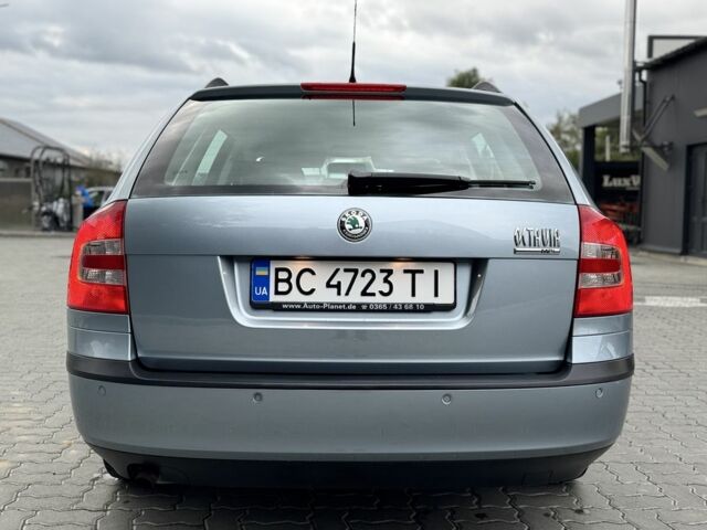 Сірий Шкода Октавія, об'ємом двигуна 1.6 л та пробігом 233 тис. км за 6750 $, фото 4 на Automoto.ua