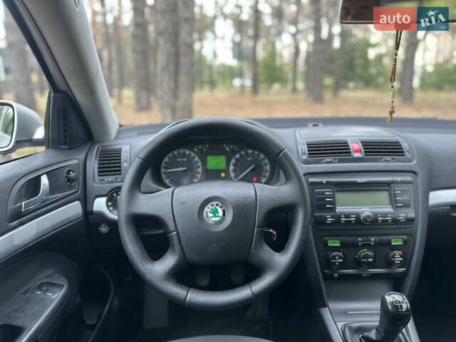 Шкода Октавия 2006 в Киеве на Automoto.ua Серый Шкода Октавия, объемом двигателя 1.6 л и пробегом 249 тыс. км за 6350 $, фото 24 на Automoto.ua