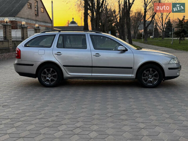 Серый Шкода Октавия, объемом двигателя 1.6 л и пробегом 277 тыс. км за 6300 $, фото 3 на Automoto.ua