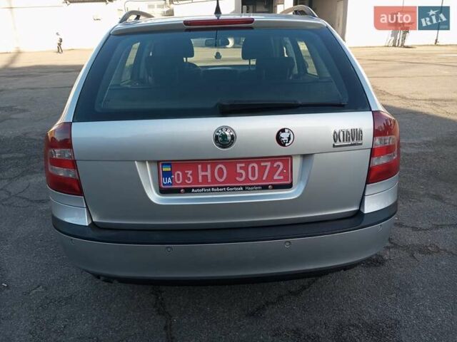 Серый Шкода Октавия, объемом двигателя 1.6 л и пробегом 176 тыс. км за 6200 $, фото 3 на Automoto.ua