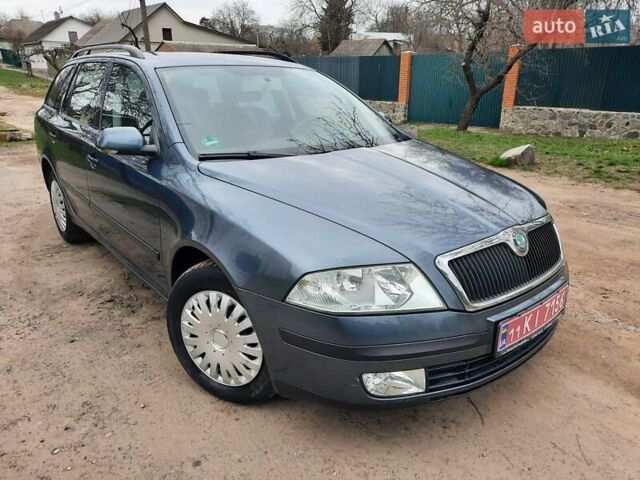Серый Шкода Октавия, объемом двигателя 1.6 л и пробегом 198 тыс. км за 5950 $, фото 6 на Automoto.ua
