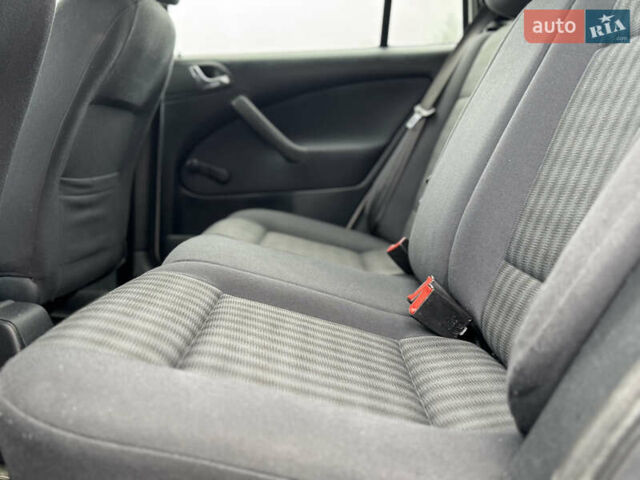 Сірий Шкода Октавія, об'ємом двигуна 1.6 л та пробігом 210 тис. км за 4399 $, фото 46 на Automoto.ua