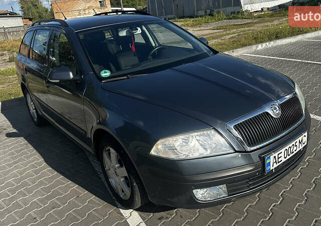 Серый Шкода Октавия, объемом двигателя 1.6 л и пробегом 290 тыс. км за 6900 $, фото 16 на Automoto.ua