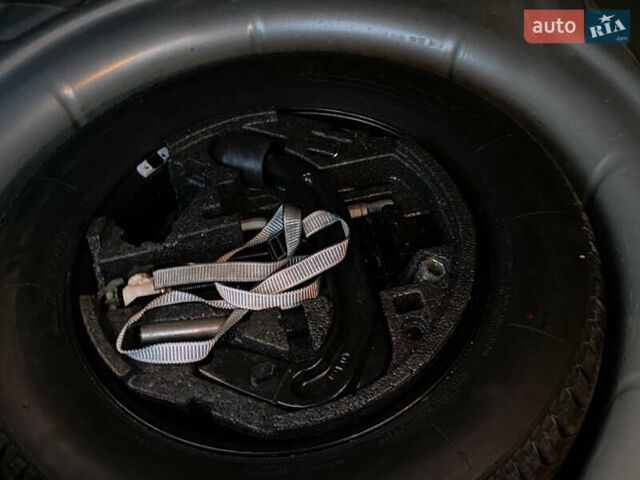 Шкода Октавия 2006 в Самборе на Automoto.ua Серый Шкода Октавия, объемом двигателя 1.6 л и пробегом 230 тыс. км за 6899 $, фото 46 на Automoto.ua