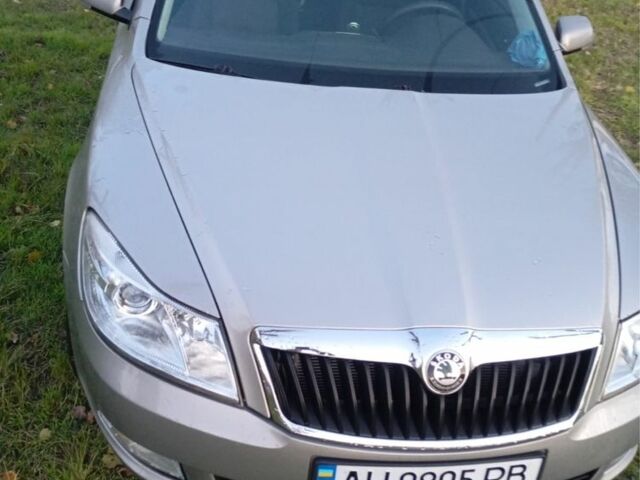 Серый Шкода Октавия, объемом двигателя 1.6 л и пробегом 185 тыс. км за 5950 $, фото 3 на Automoto.ua