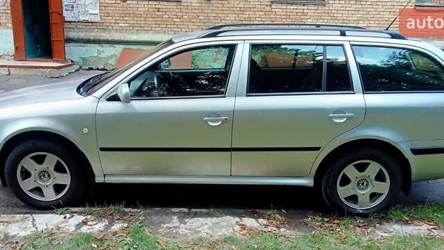 Серый Шкода Октавия, объемом двигателя 1.6 л и пробегом 212 тыс. км за 5700 $, фото 13 на Automoto.ua