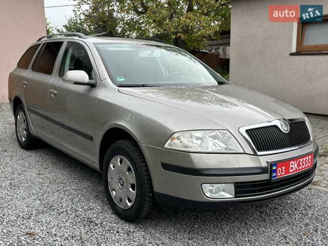 Сірий Шкода Октавія, об'ємом двигуна 1.6 л та пробігом 245 тис. км за 5750 $, фото 4 на Automoto.ua
