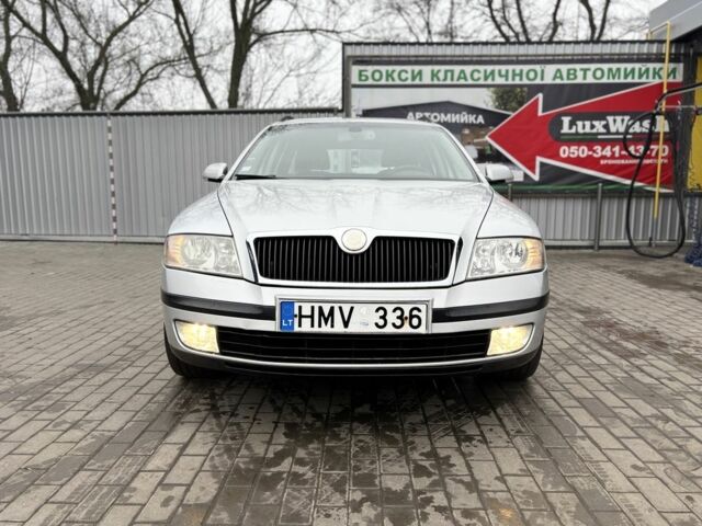 Серый Шкода Октавия, объемом двигателя 1.9 л и пробегом 332 тыс. км за 2850 $, фото 1 на Automoto.ua