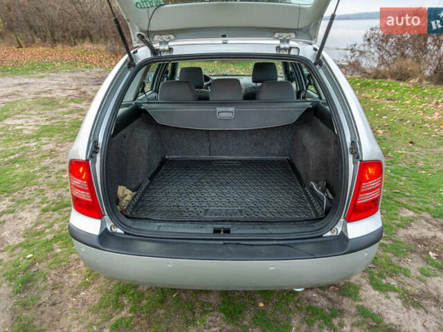 Сірий Шкода Октавія, об'ємом двигуна 1.6 л та пробігом 237 тис. км за 5799 $, фото 21 на Automoto.ua