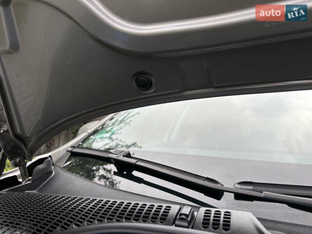 Сірий Шкода Октавія, об'ємом двигуна 1.6 л та пробігом 245 тис. км за 5750 $, фото 23 на Automoto.ua