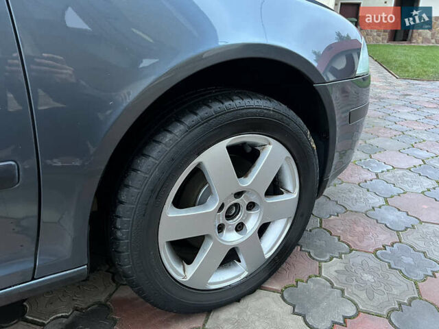 Сірий Шкода Октавія, об'ємом двигуна 1.6 л та пробігом 180 тис. км за 5999 $, фото 22 на Automoto.ua