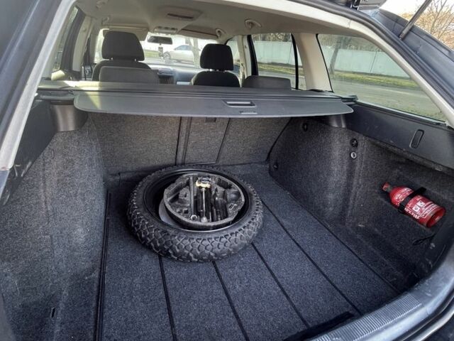 Серый Шкода Октавия, объемом двигателя 1.6 л и пробегом 239 тыс. км за 5700 $, фото 11 на Automoto.ua