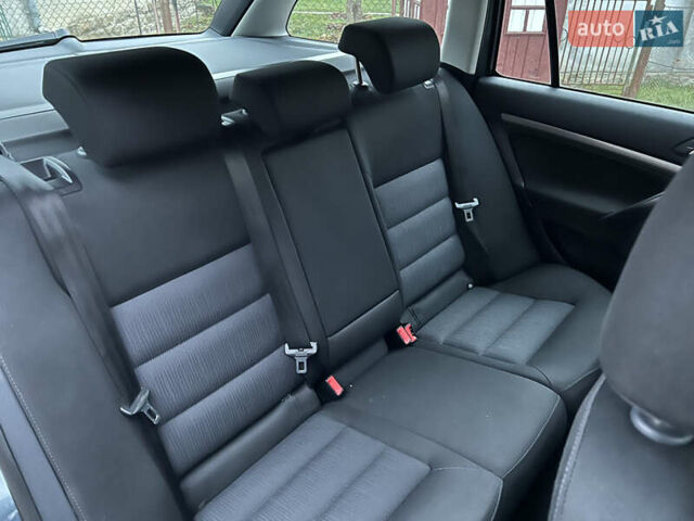 Сірий Шкода Октавія, об'ємом двигуна 1.6 л та пробігом 180 тис. км за 5999 $, фото 47 на Automoto.ua