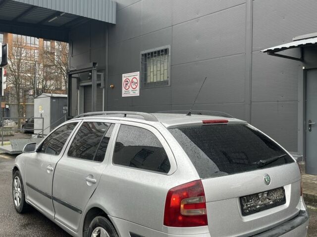 Серый Шкода Октавия, объемом двигателя 1.9 л и пробегом 350 тыс. км за 2895 $, фото 2 на Automoto.ua