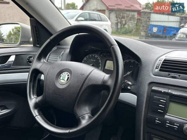 Сірий Шкода Октавія, об'ємом двигуна 1.6 л та пробігом 245 тис. км за 5750 $, фото 11 на Automoto.ua