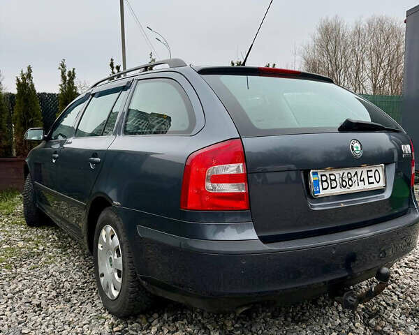 Серый Шкода Октавия, объемом двигателя 1.6 л и пробегом 185 тыс. км за 6750 $, фото 5 на Automoto.ua