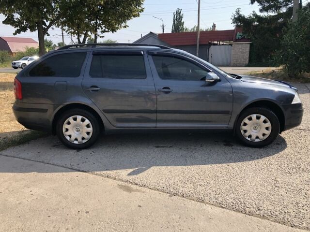 Серый Шкода Октавия, объемом двигателя 1.6 л и пробегом 230 тыс. км за 5400 $, фото 2 на Automoto.ua