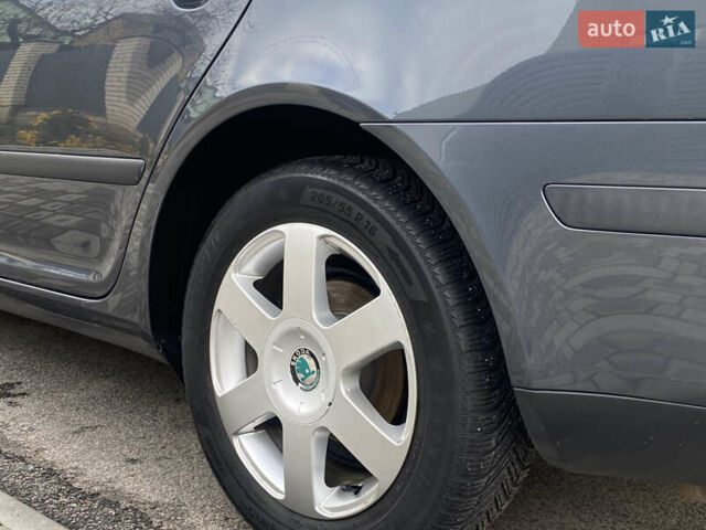 Сірий Шкода Октавія, об'ємом двигуна 1.8 л та пробігом 2 тис. км за 6800 $, фото 27 на Automoto.ua