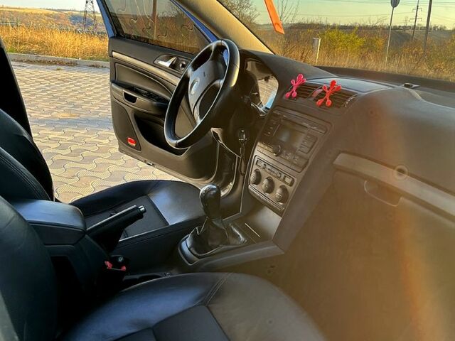 Сірий Шкода Октавія, об'ємом двигуна 1.6 л та пробігом 239 тис. км за 7300 $, фото 4 на Automoto.ua