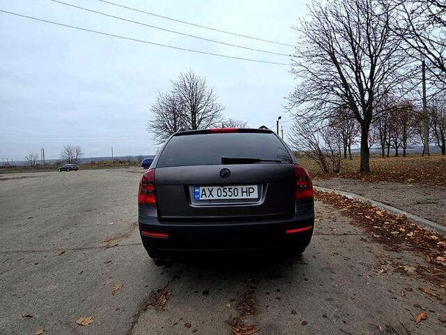 Серый Шкода Октавия, объемом двигателя 2 л и пробегом 318 тыс. км за 9200 $, фото 5 на Automoto.ua