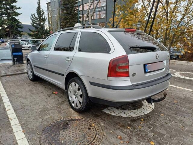 Сірий Шкода Октавія, об'ємом двигуна 0 л та пробігом 300 тис. км за 3550 $, фото 3 на Automoto.ua