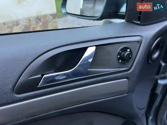 Сірий Шкода Октавія, об'ємом двигуна 1.6 л та пробігом 180 тис. км за 5999 $, фото 30 на Automoto.ua