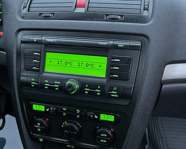 Сірий Шкода Октавія, об'ємом двигуна 1.6 л та пробігом 180 тис. км за 5999 $, фото 53 на Automoto.ua