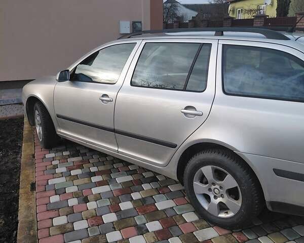 Сірий Шкода Октавія, об'ємом двигуна 1.9 л та пробігом 330 тис. км за 6500 $, фото 6 на Automoto.ua