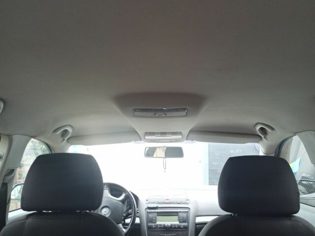 Серый Шкода Октавия, объемом двигателя 1.6 л и пробегом 260 тыс. км за 5600 $, фото 21 на Automoto.ua