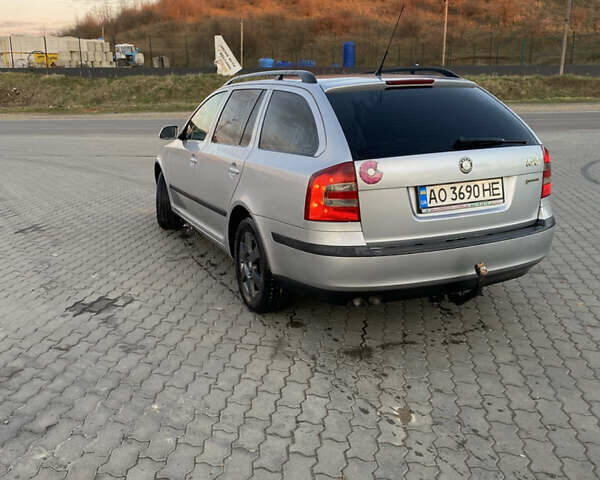 Серый Шкода Октавия, объемом двигателя 1.97 л и пробегом 260 тыс. км за 5600 $, фото 9 на Automoto.ua