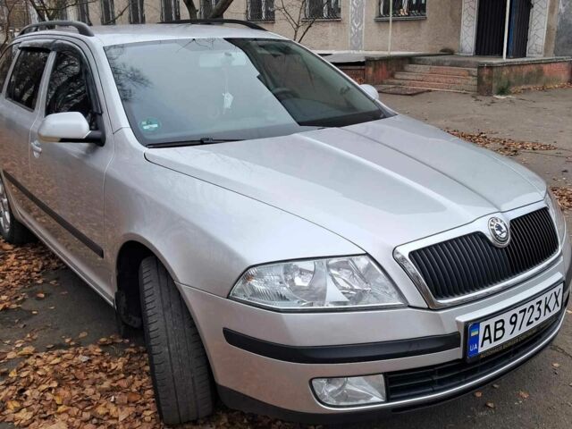 Серый Шкода Октавия, объемом двигателя 1.6 л и пробегом 240 тыс. км за 6500 $, фото 2 на Automoto.ua