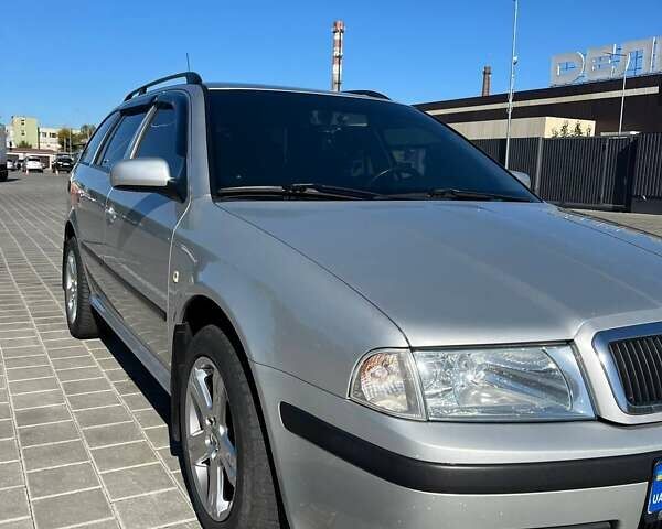 Серый Шкода Октавия, объемом двигателя 1.6 л и пробегом 241 тыс. км за 5950 $, фото 13 на Automoto.ua