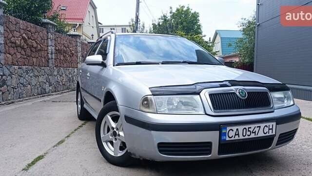 Сірий Шкода Октавія, об'ємом двигуна 1.6 л та пробігом 265 тис. км за 4550 $, фото 11 на Automoto.ua