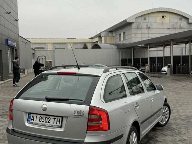 Серый Шкода Октавия, объемом двигателя 2 л и пробегом 270 тыс. км за 3550 $, фото 6 на Automoto.ua