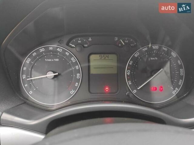 Сірий Шкода Октавія, об'ємом двигуна 1.6 л та пробігом 280 тис. км за 5500 $, фото 18 на Automoto.ua