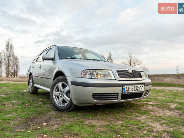 Сірий Шкода Октавія, об'ємом двигуна 1.6 л та пробігом 237 тис. км за 5799 $, фото 2 на Automoto.ua