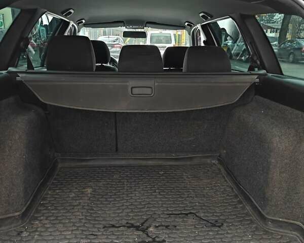 Серый Шкода Октавия, объемом двигателя 1.6 л и пробегом 230 тыс. км за 6000 $, фото 2 на Automoto.ua