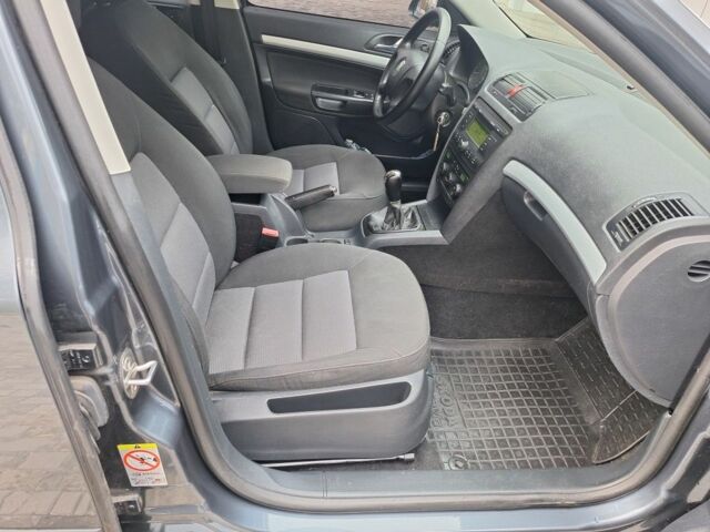 Серый Шкода Октавия, объемом двигателя 1.6 л и пробегом 140 тыс. км за 6300 $, фото 6 на Automoto.ua