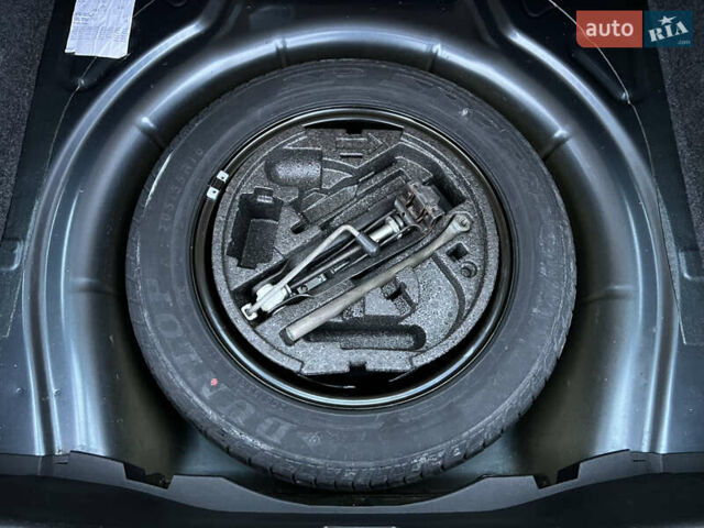 Сірий Шкода Октавія, об'ємом двигуна 1.6 л та пробігом 180 тис. км за 5999 $, фото 44 на Automoto.ua