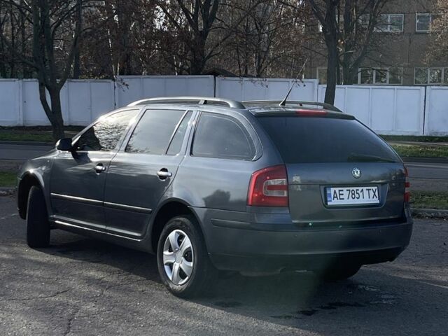 Серый Шкода Октавия, объемом двигателя 1.6 л и пробегом 239 тыс. км за 5700 $, фото 5 на Automoto.ua